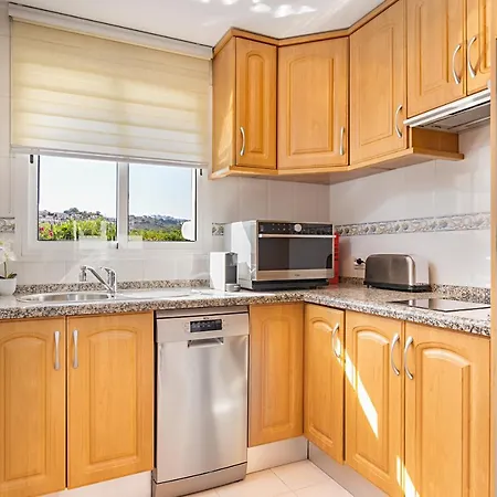 Relax At Premium Flat - Aldea Apartment *