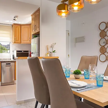 Relax At Premium Flat - Aldea Apartment *